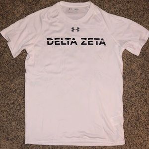 Under Armor Delta Zeta T-shirt size S